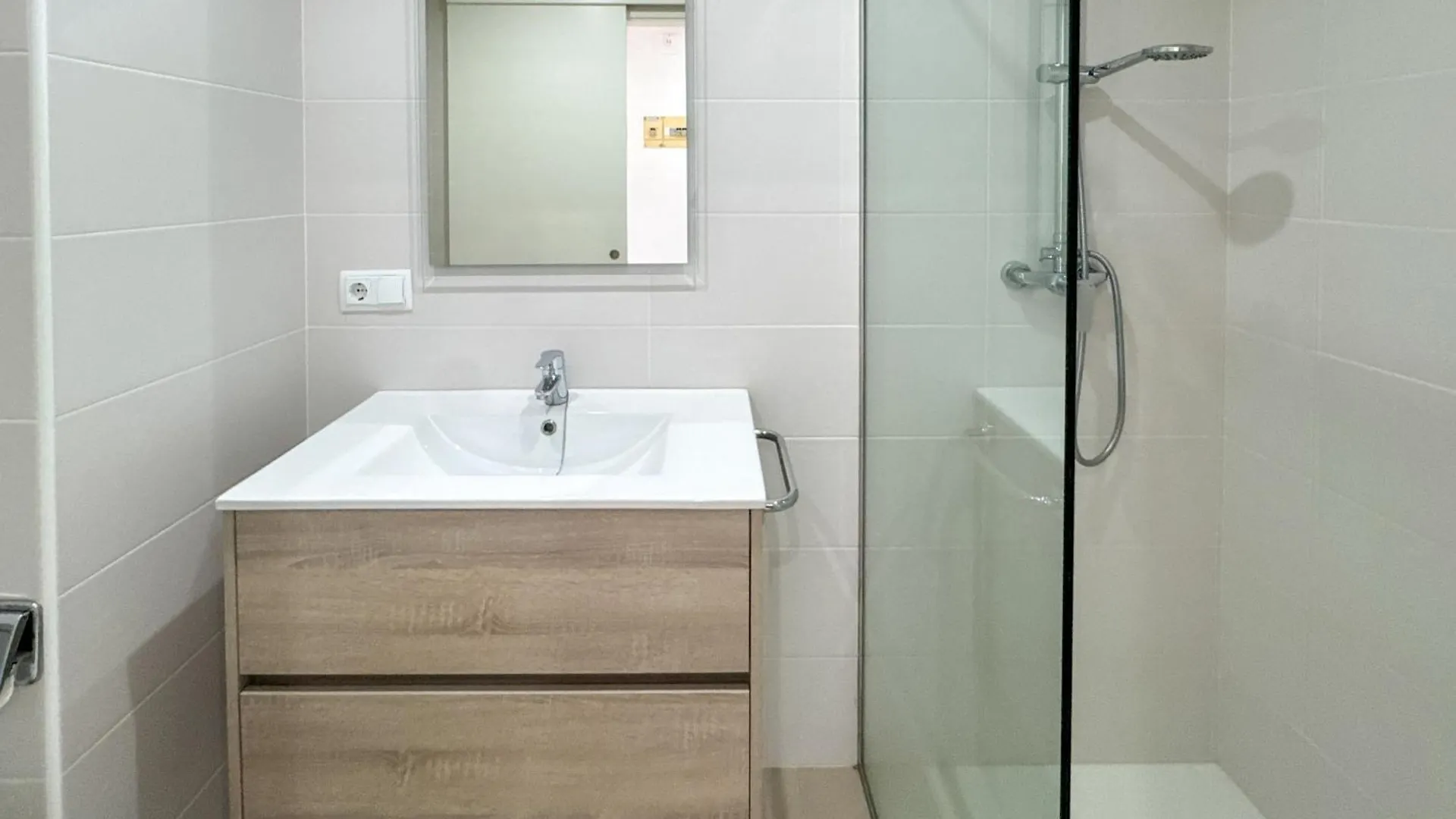 Delta 5º2ª Apartment Roses 0*,